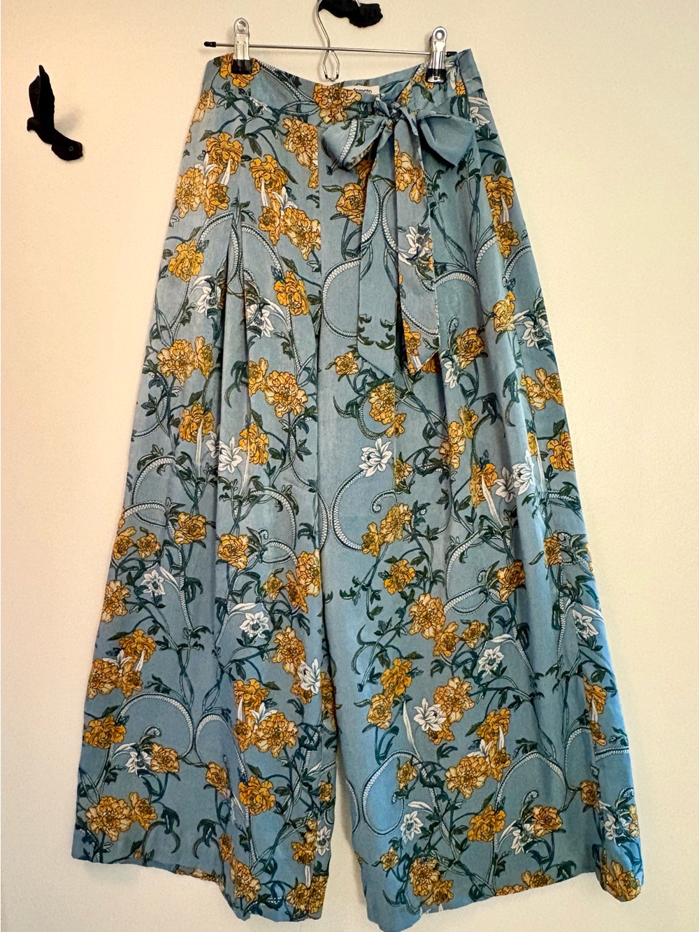 Jealous Tomato Floral Silky Palazzo Pants